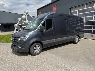 Mercedes-Benz Sprinter 319 CDI 3,5t / 4.325 mm Aut. LKW über 3,5t