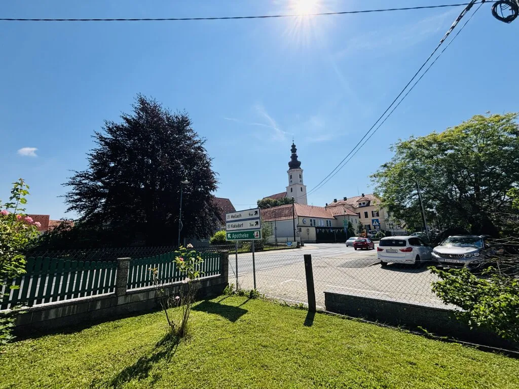 Bauträgerprojekt im Ortskern von Fernitz-Mellach | 3.127 m² Entwicklungsfläche | KG-Widmung | Bestand & enormes Potenzial - Ansicht 2