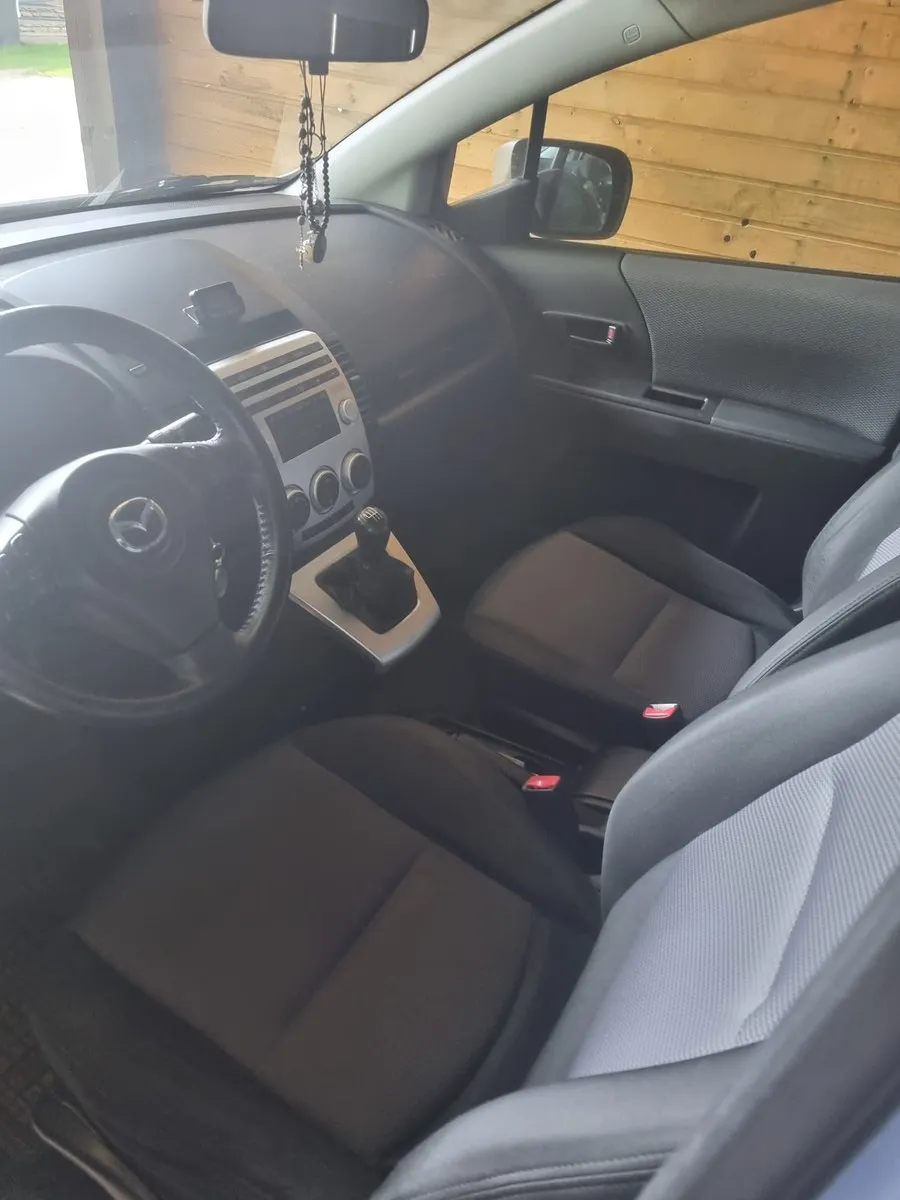 Mazda Mazda5 2007 photo 2
