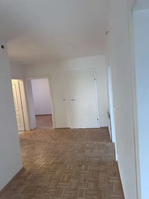 4-Zimmer-Wohnung mieten in Gmunden – 90 m², € 1.376 – Bild 6 von 17