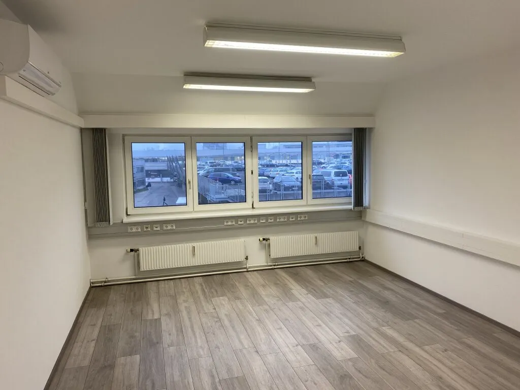 Moderne Büro/Praxis 89,7m² in Linz, Erstbezug mit Aufzug! Provisionsfrei direkt vom Eigentümer! - Ansicht 2