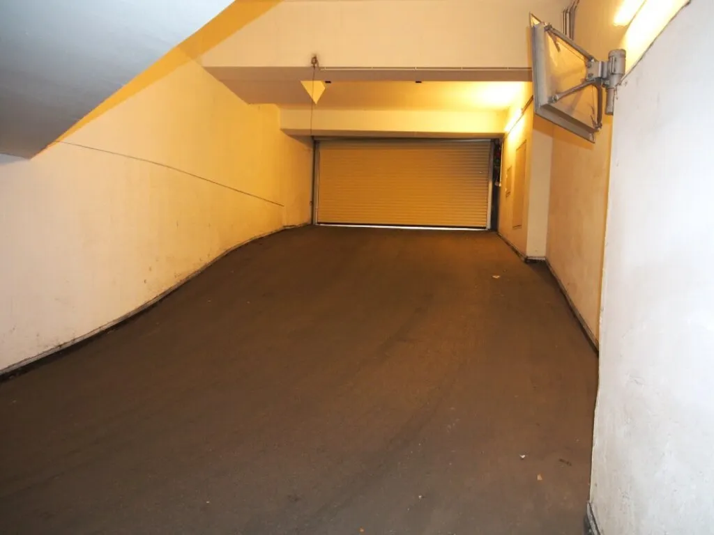 Fixer Garagenplatz Nähe U-3 Vorortelinie - Ansicht 3