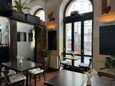 Gewerbeimmobilie mieten in Wien – 190 m², € 2.050 – Bild 5 von 10