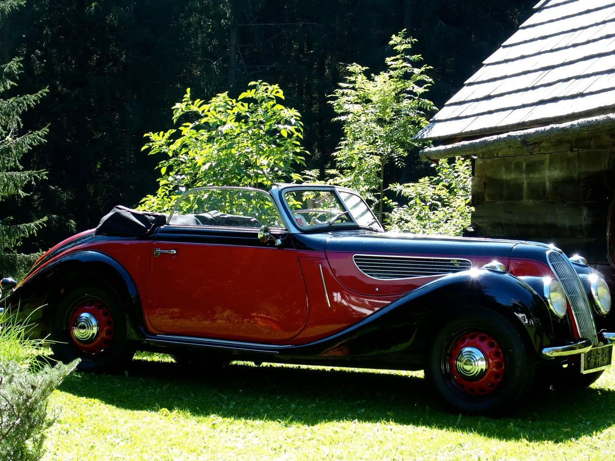 BMW 327 1938 photo 2