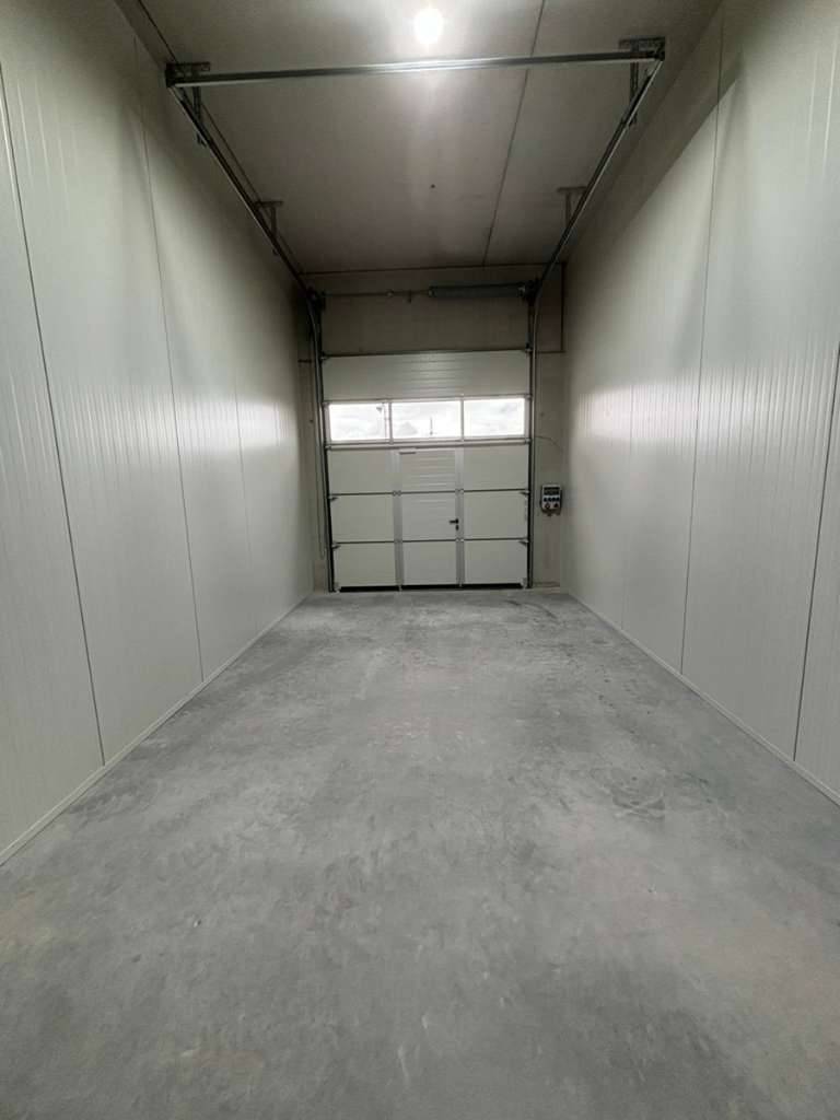 KFZ Garage - Lager - Einstellplatz 30 m² Garagenpark Mietgarage - Ansicht 2