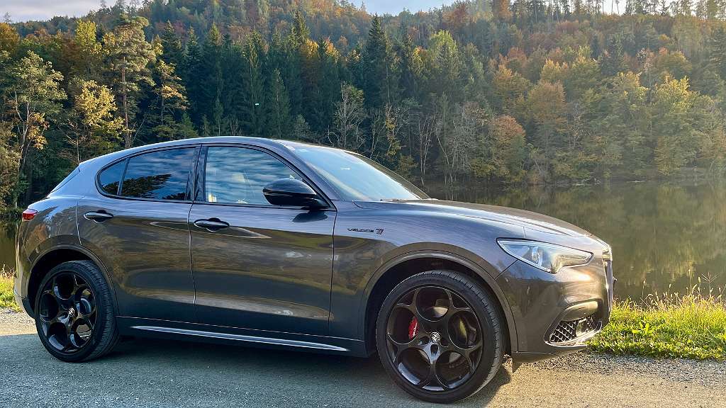 Alfa Romeo Stelvio Veloce TI 2,0 16V 280 AT8 Q4 SUV / Geländewagen