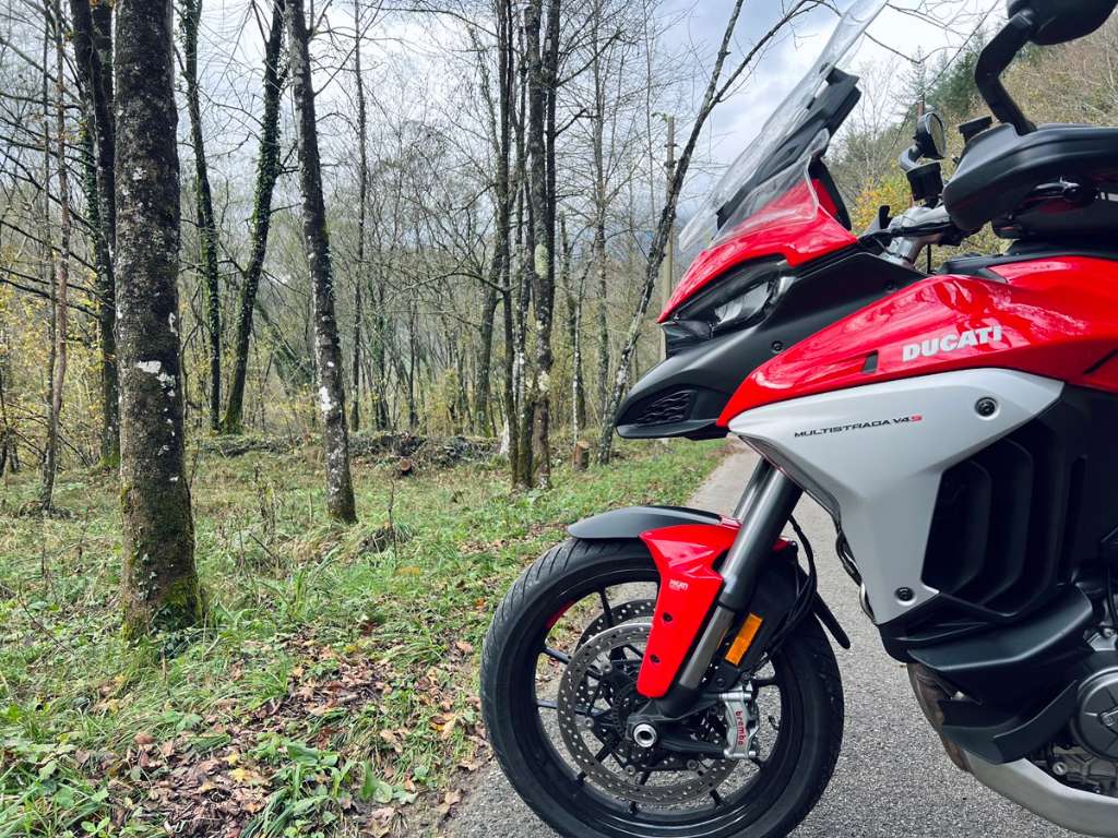 Ducati Multistrada V4S Travel Radar Tourer