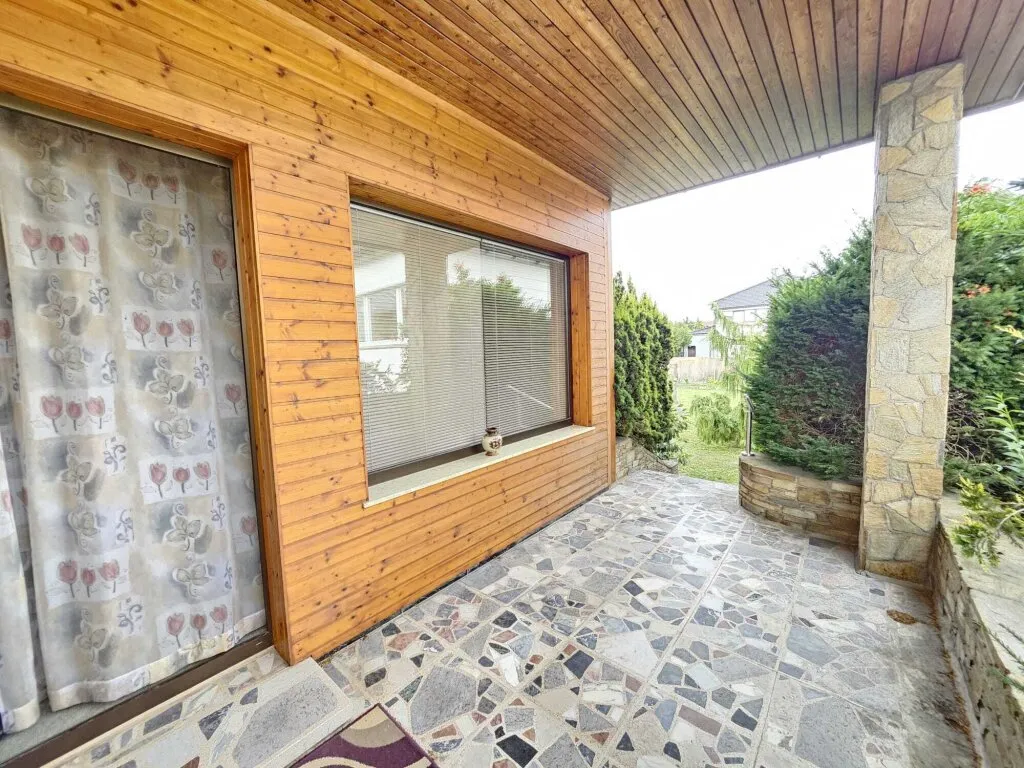 *** ENTZÜCKENDER BUNGALOW IN RUHIGER SIEDLUNGSLAGE MIT 2 TERRASSEN *** – pohled 2