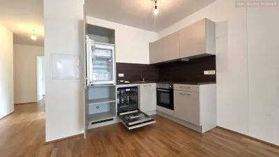 Neubauwohnung mit großer Loggia / Deckenkühlung / 1.OG // Ab JULI!! – Bild 3