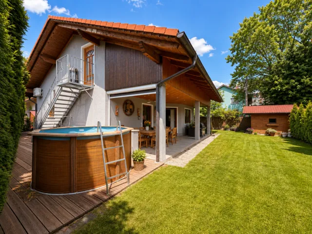 Mehrfamilienhaus(Superädifikat) 160 m² Wohnfläche - Alte Donaunähe - Ansicht 2