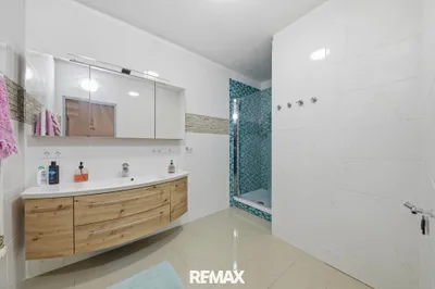 5-Zimmer-Haus kaufen in Hollabrunn – 138 m², € 399.900 – Bild 13 von 32