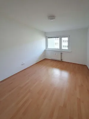 3-Zimmer-Wohnung mieten in Wiener Neustadt Land – 84 m², € 830 – Bild 4 von 10