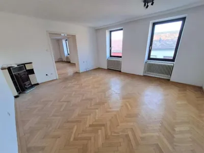 14-Zimmer-Haus kaufen in Hollabrunn – 310 m², € 290.000 – Bild 3 von 30