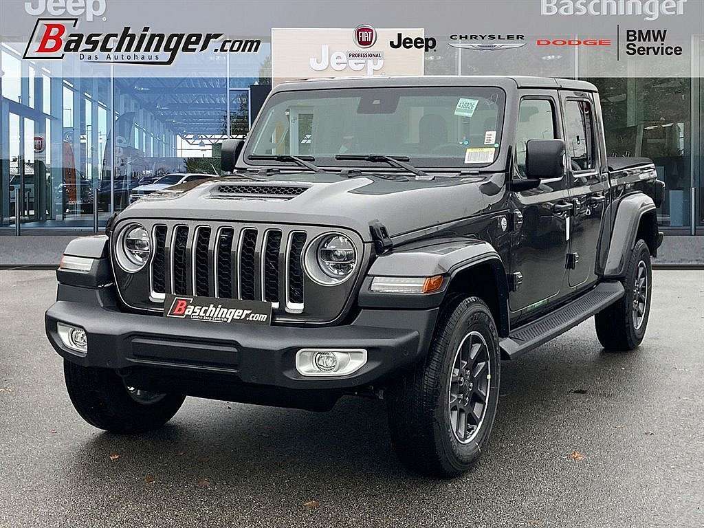 Jeep Gladiator 3,0 V6 AT8 4WD Overland SUV / Geländewagen