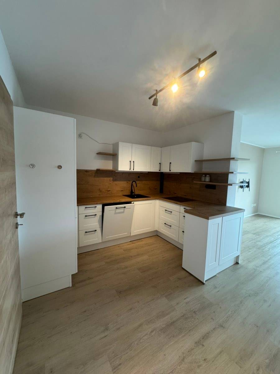 Neuwertige 3-Zimmer Wohnung mit Balkon & Garage - Ansicht 3