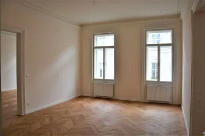 Altbauwohnung im Servitenviertel, Lycée Nähe & kleiner Balkon – Bild 3