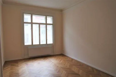 Altbauwohnung im Servitenviertel, Lycée Nähe & kleiner Balkon – Bild 2