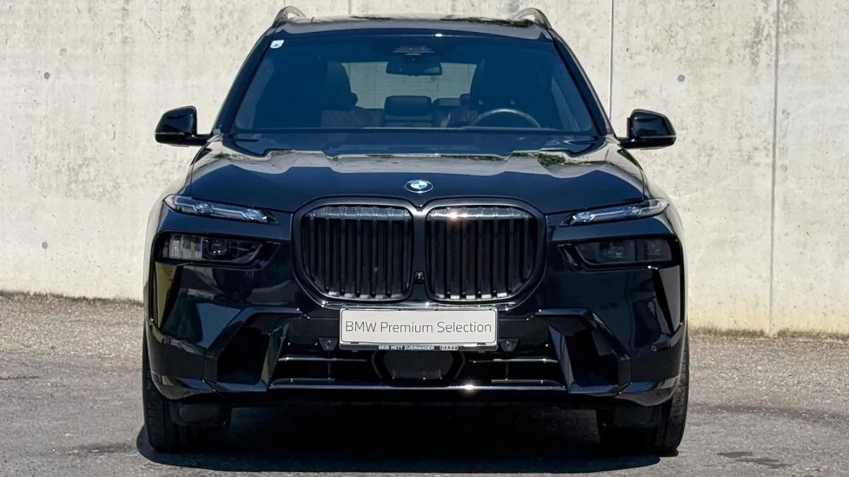 BMW X7 2025 photo 2