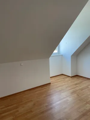 2-Zimmer-Wohnung mieten in Eferding – 69 m², € 650 – Bild 3 von 6