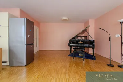 80 m² Wohnkomfort | Frisch ausgemalt bei Übergabe | 2 Garagenplätze möglich – Bild 3