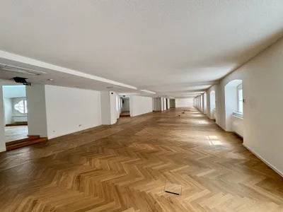 Gewerbeimmobilie mieten in Wien – 1 039 m², € 28.565 – Bild 2 von 17