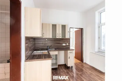 17-Zimmer-Gewerbeimmobilie kaufen in Kirchdorf an der Krems – 486 m², € 380.000 – Bild 4 von 17