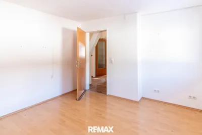17-Zimmer-Gewerbeimmobilie kaufen in Kirchdorf an der Krems – 486 m², € 380.000 – Bild 15 von 17