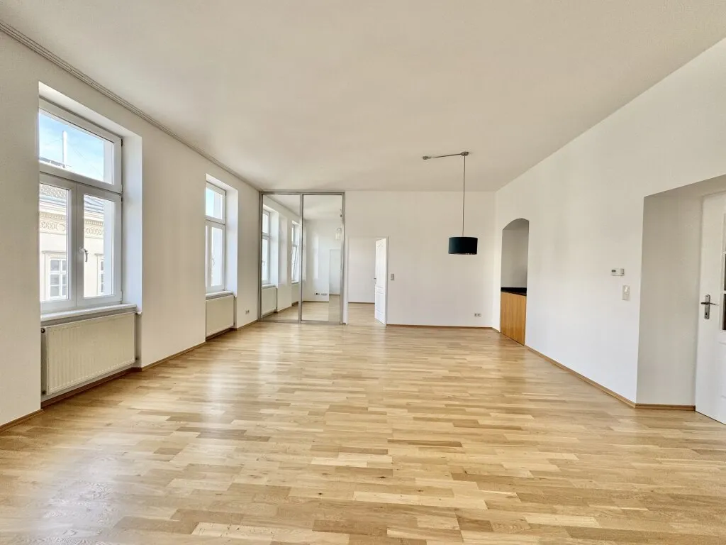 WESTBAHNHOF - HELER 2-ZIMMER-ALTBAU NAHE U3 + U6 - Widok 3
