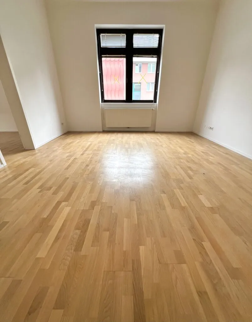 67m² Stadtwohnung mit Einbauküche, modernisiert für 385.000 EUR – pohled 3