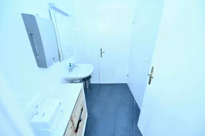 4-Zimmer-Gewerbeimmobilie mieten in Wien – 150 m², € 2.469 – Bild 11 von 15