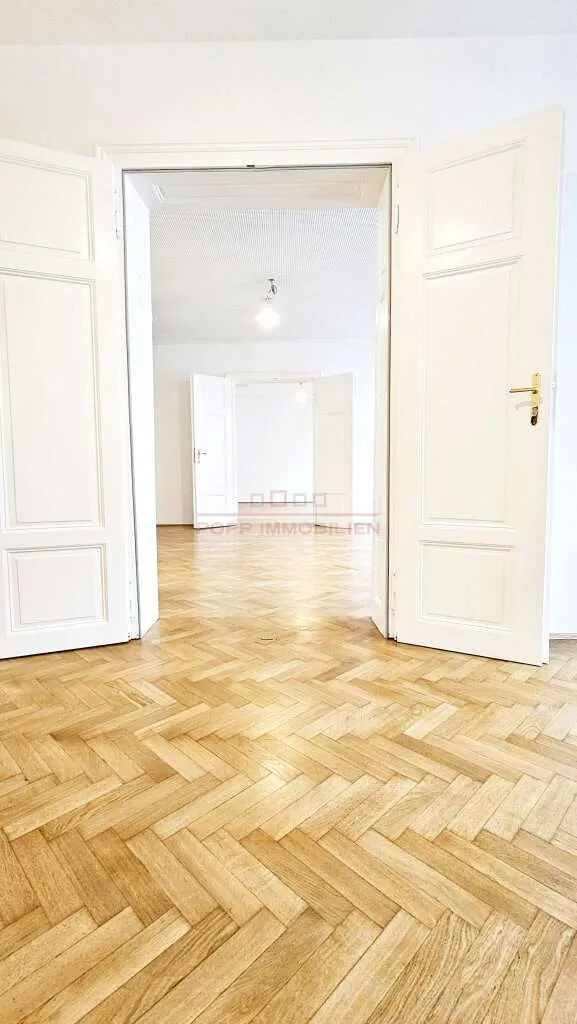 Erstbezug nach Top-Renovierung: Repräsentative Büro-/Praxisräumlichkeiten in Innenstadtlage - Ansicht 3