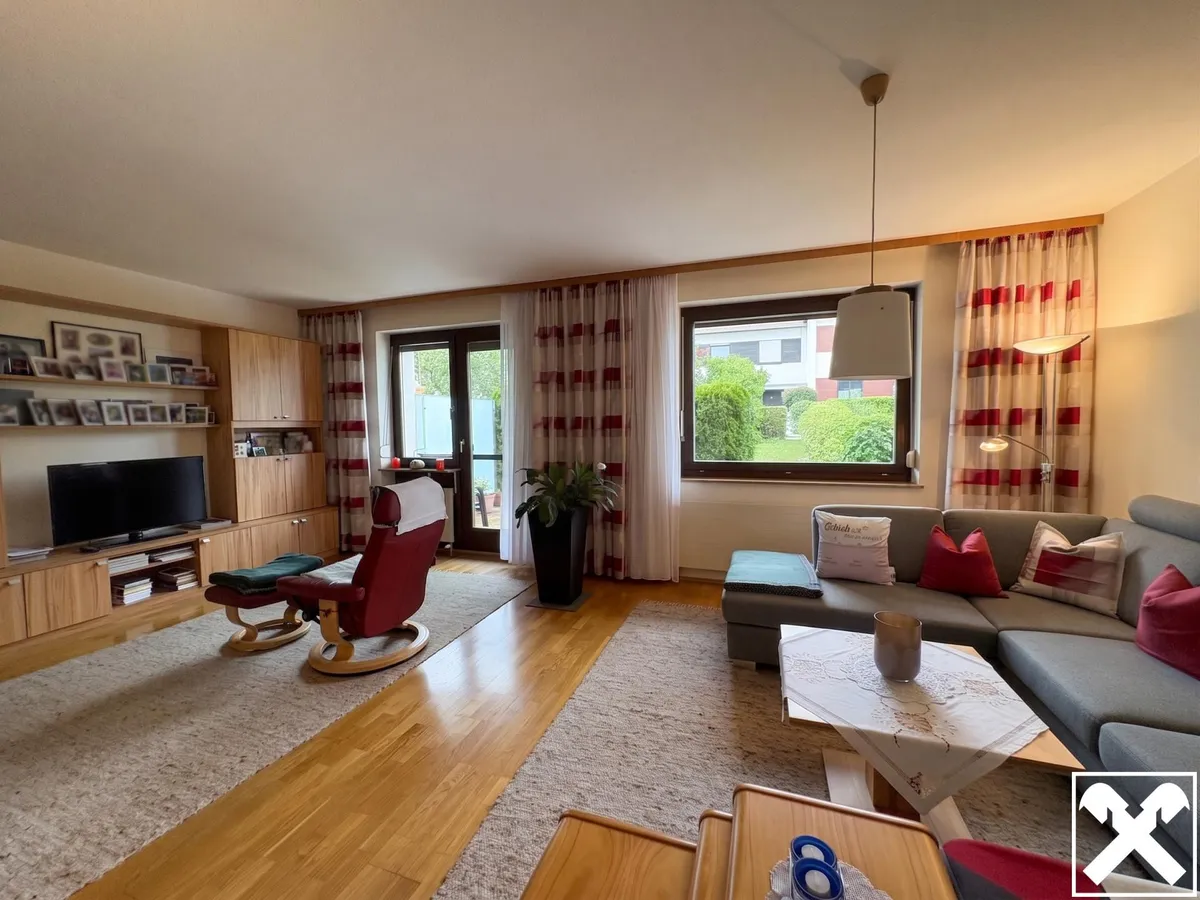 Gepflegtes Reihenhaus mit Garage am Stadtrand - Widok 2