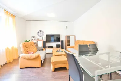 7-Zimmer-Gewerbeimmobilie kaufen in Vöcklabruck – 180 m², € 260.000 – Bild 3 von 15
