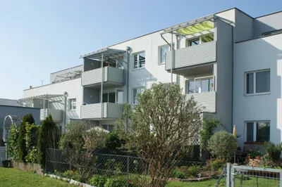 3-Zimmer-Wohnung mieten in Wiener Neustadt Land – 82 m², € 972 – Bild 2 von 3