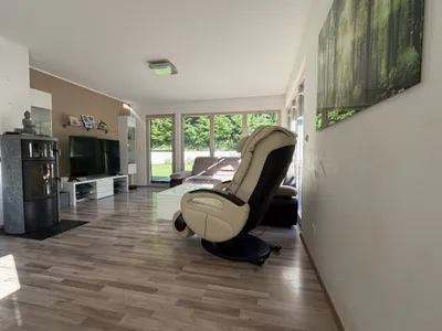 Haus kaufen in Vöcklabruck – 98 m², € 665.000 – Bild 6 von 13