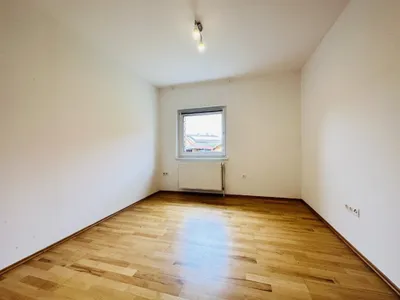 Wohnung kaufen in Neunkirchen – 91,46 m², € 159.000 – Bild 8 von 17