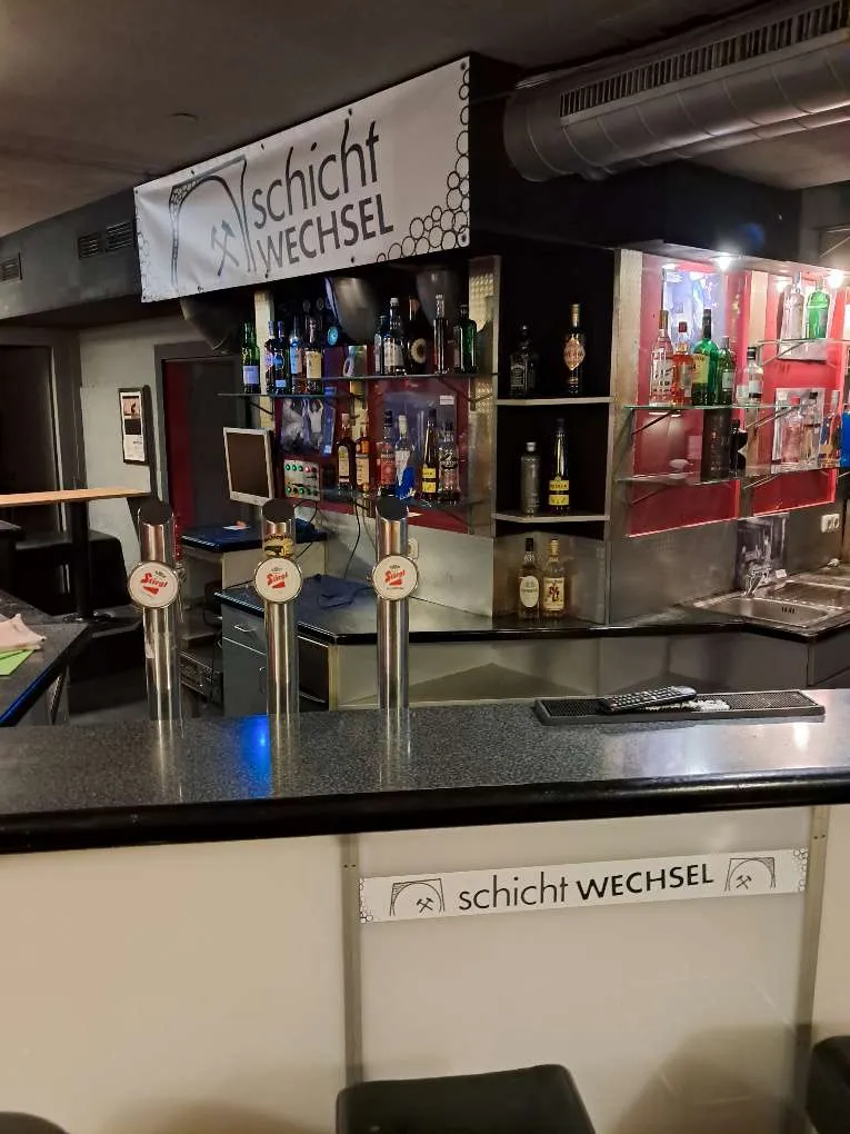 Cafe und Musikbar - Ansicht 3