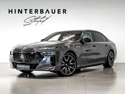 BMW 7er-Reihe M760e xDrive *INTEGRAL-LENKUNG*LUFT*SOFT-CLOSE*