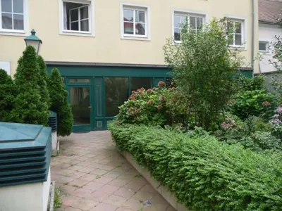 Gewerbeimmobilie mieten in Baden – 90,4 m², € 1.417 – Bild 2 von 6