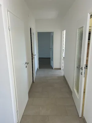 Dachterrassenwohnung Erstbezug nach Renovierung – Bild 2