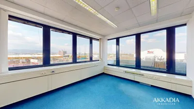 6-Zimmer-Gewerbeimmobilie mieten in Mödling – 238 m², € 4.017 – Bild 3 von 12