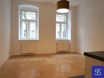 Provisionsfrei: Unbefristeter 34m² Altbau mit Einbauküche im Erdgeschoß - 1070 Wien