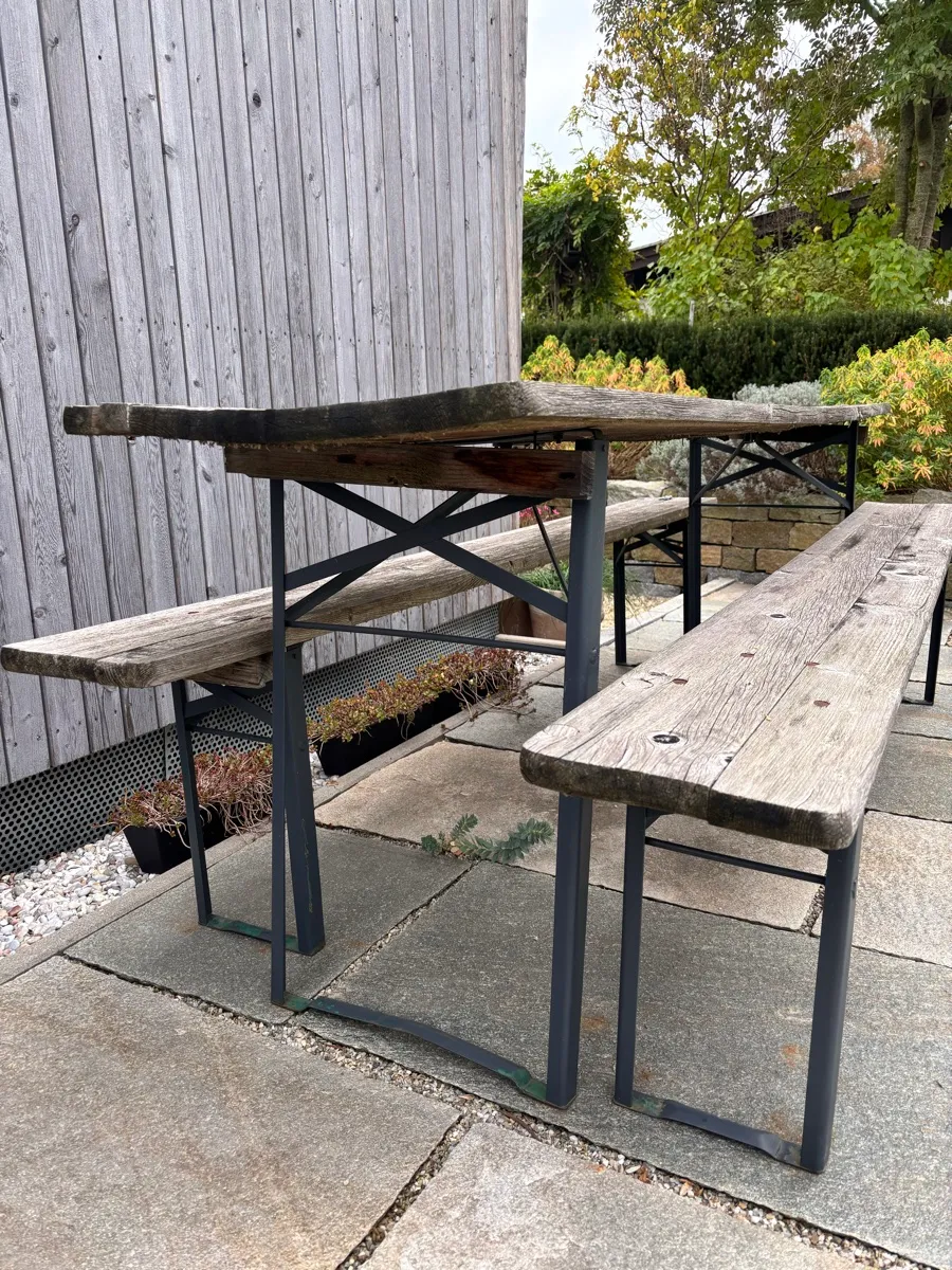 Zu verschenken: Gartentische - Gartenmöbel