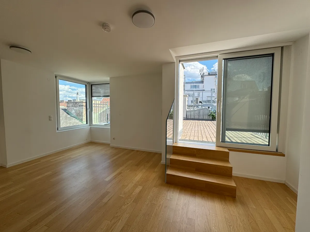 Exklusive Penthouse Maisonette mit traumhafter Dachterrasse und Blick über Wien - Ansicht 2