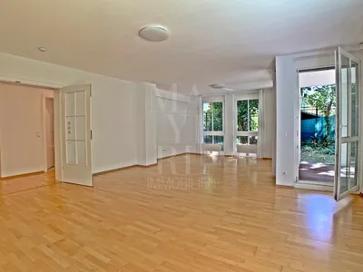 MODERNE GARTENWOHNUNG MIT 4 SCHLAFZIMMER UND GARAGE – Bild 3