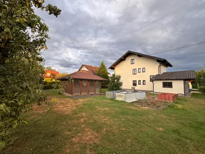 12-Zimmer-Haus mieten in Gmunden – 140 m², € 1.800 – Bild 6 von 23