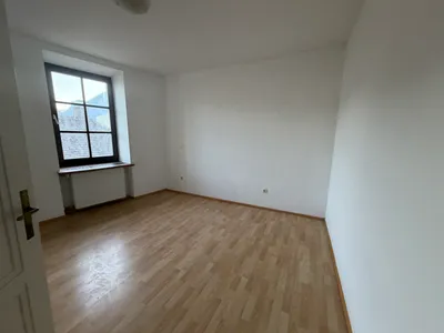 4-Zimmer-Wohnung mieten in Gmunden – 80,8 m², € 999 – Bild 8 von 9