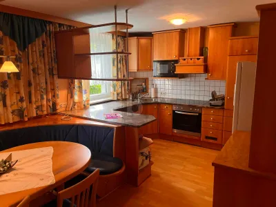 6-Zimmer-Haus kaufen in Ried im Innkreis – 180 m², € 445.000 – Bild 2 von 6