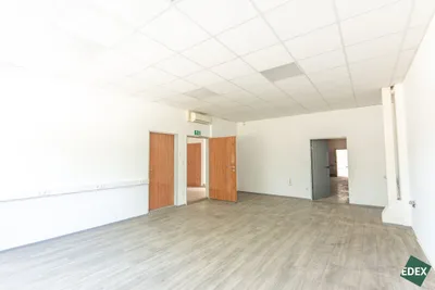 Gewerbeimmobilie mieten in Wien – 599 m², € 5.000 – Bild 19 von 44