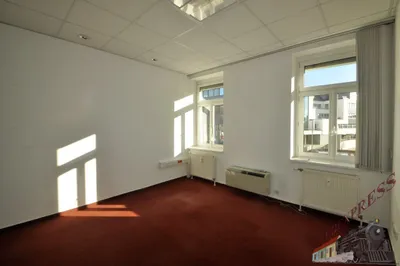7-Zimmer-Gewerbeimmobilie mieten in Sankt Pölten – 230 m², € 1.900 – Bild 3 von 11